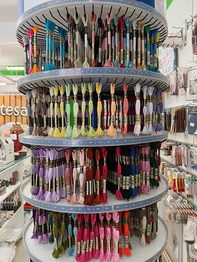 Venta de telas e hilos en La Laguna